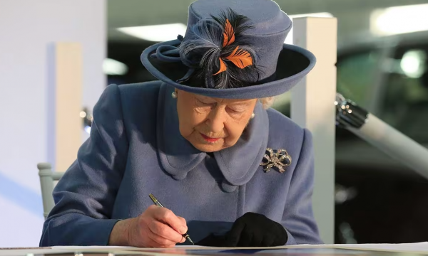 mbreteresha-elizabeth-ii-ka-lene-nje-leter-sekrete,-mund-te-hapet-vetem-ne-vitin-2085