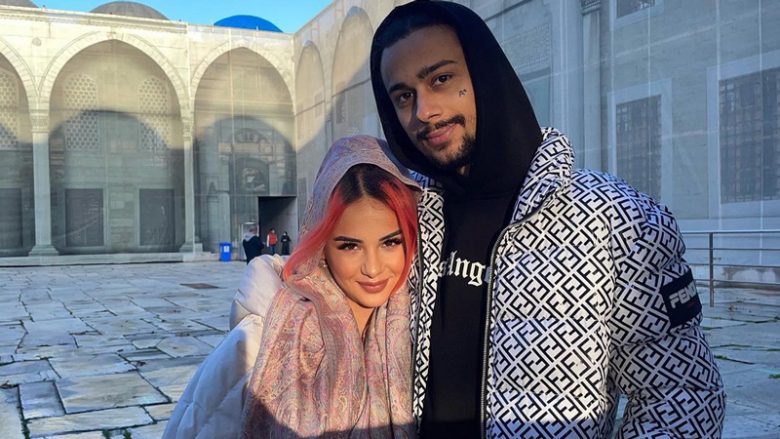 e-harroi-rinen?-sin-boy-shfaqet-prane-vajzes-misterioze