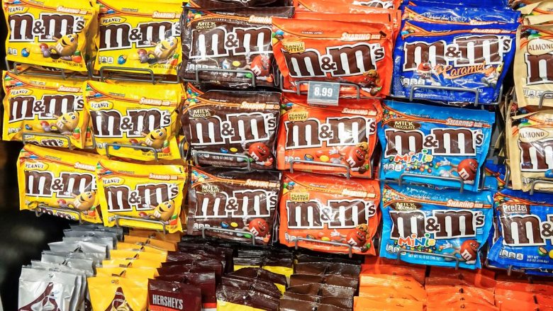 fansat-e-m&m-me-ne-fund-e-mesojne-arsyen-e-emrit-te-cokollates
