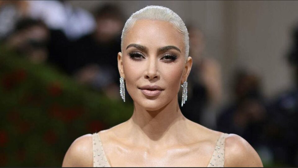 kim-kardashian-gjobitet-me-1.2-milione-dollare-per-reklamim-te-kriptomonedhave