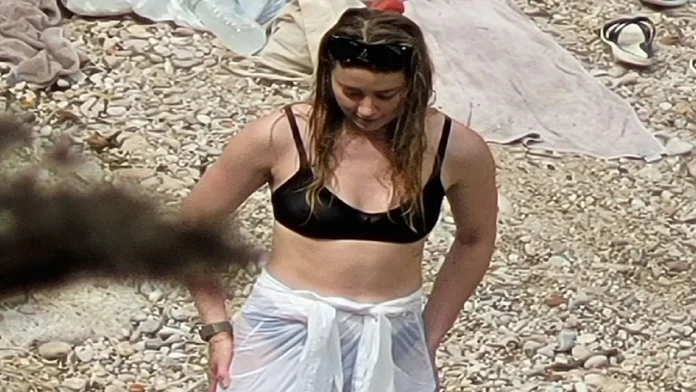 raportohet-se-ka-ndryshuar-emrin-dhe-rri-e-fshehur-ne-nje-ishull,-cfare-po-ndodh-me-amber-heard