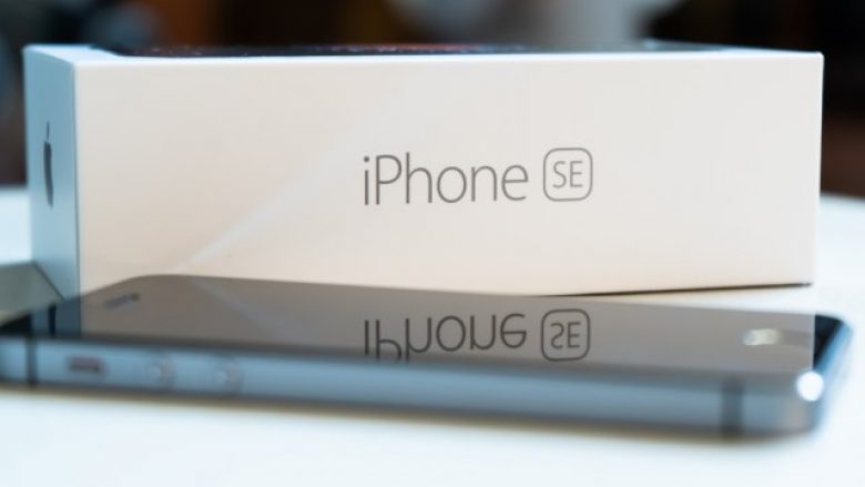 iphone-se-4-behet-me-ekran-edhe-me-te-madh