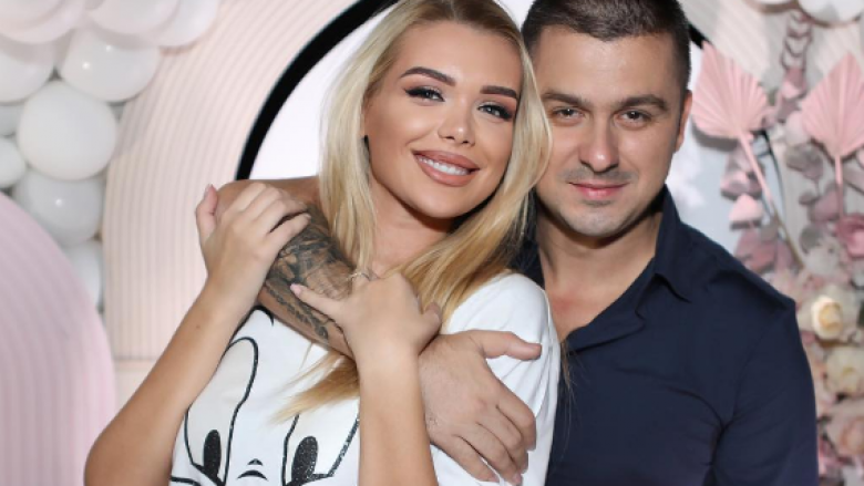 genc-prelvukaj-pasi-u-be-baba-i-nje-vajze:-i-dhame-nje-emer-ne-shqip,-adea