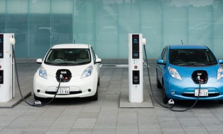pergjysmohet-cmimi-i-makinave-elektrike-ne-kine-–-ne-shba-dhe-evrope-rriten-per-mbi-25-per-qind