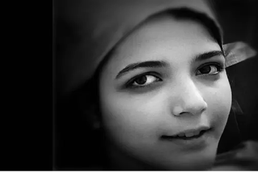 iran:-a-mund-te-rrihesh-per-vdekje-sepse-nuk-kendon-himnin-kushtuar-liderit?