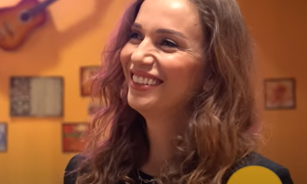 cfare-thote-teuta-krasniqi-per-ndarjen-e-ish-burrit-te-saj-bleros-me-afronen