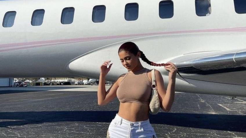 foto|-brenda-avionit-privat-te-kylie-jenner-me-vlere-72-milione-dollare
