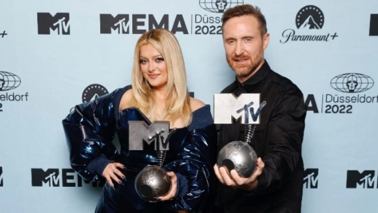 pas-suksesit-ne-mtv-ema,-bebe-rexha-dhe-david-guetta-do-te-performojne-edhe-ne-american-music-awards-2022
