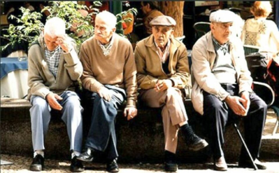 a-duhet-te-marrin-te-moshuarit-vitamina