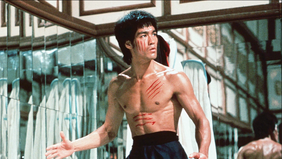 nga-se-vdiq-bruce-lee?-shkencetaret-pretendojne-se-kane-gjetur-shkakun-pas-49-vitesh