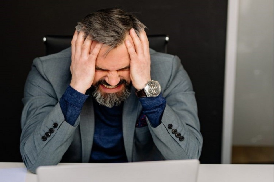 covid-19,-te-pakten-13%-e-te-rriturve-mbi-45-vjec-perjetuan-per-here-te-pare-depresionin