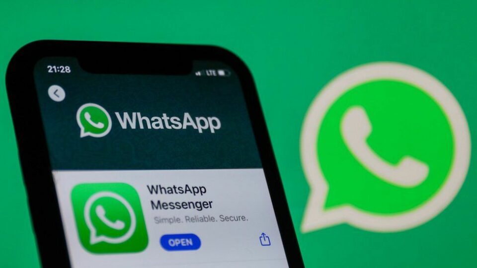 whatsapp-po-lanson-vecorine-“message-yourself”