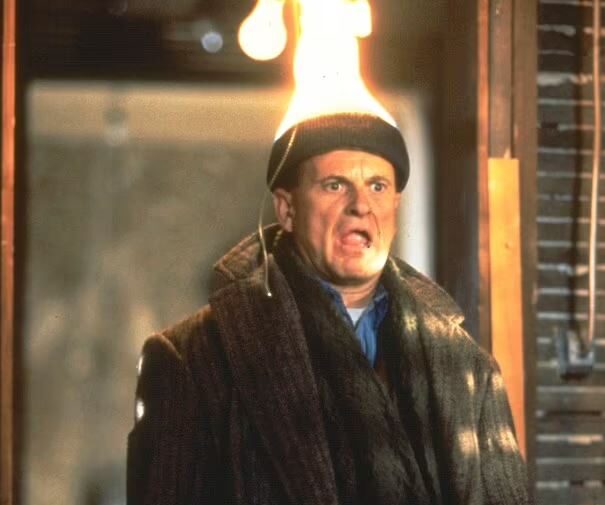 aktori-i-“home-alone”-kujton-skenen-e-famshme-ku-djeg-koken:-pesova-demtime-serioze