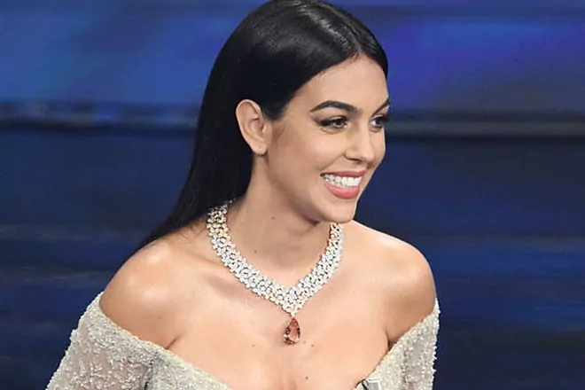 flet-serish-motra-e-varfer-e-georgina-rodriguez:-eshte-e-poshter,-tallet-me-gjendjen-tone-ekonomike