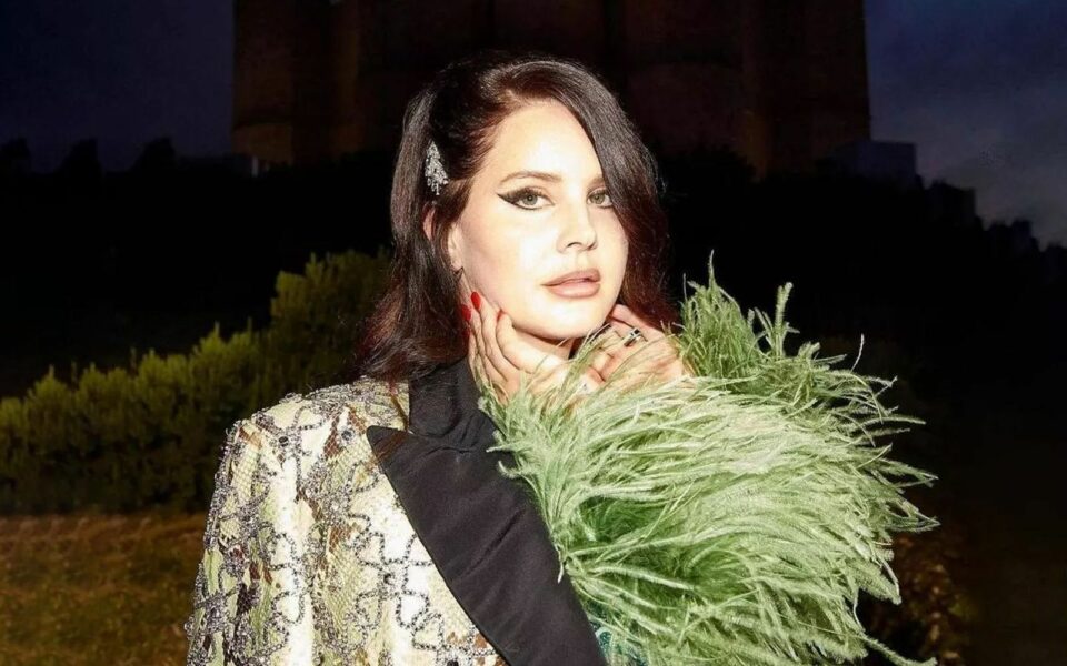 lana-del-rey-e-ka-gati-albumin-e-ri