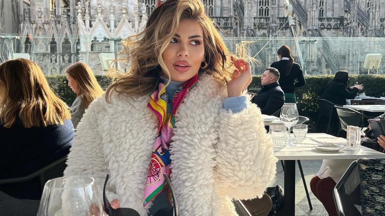 ne-diten-e-lindjes,-luana-vjollca-i-dedikon-disa-fjale-zemre-personit-te-saj-te-shtrenjte