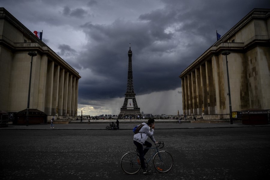 ​paris,-shume-lagje-pa-energji-elektrike