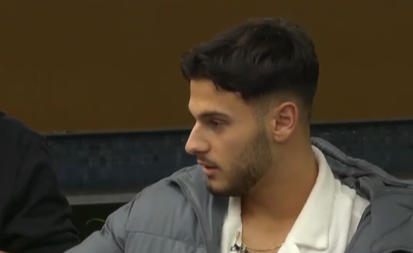 video|-urimi-akuzon-julianen:-po-me-provokon-para-alises