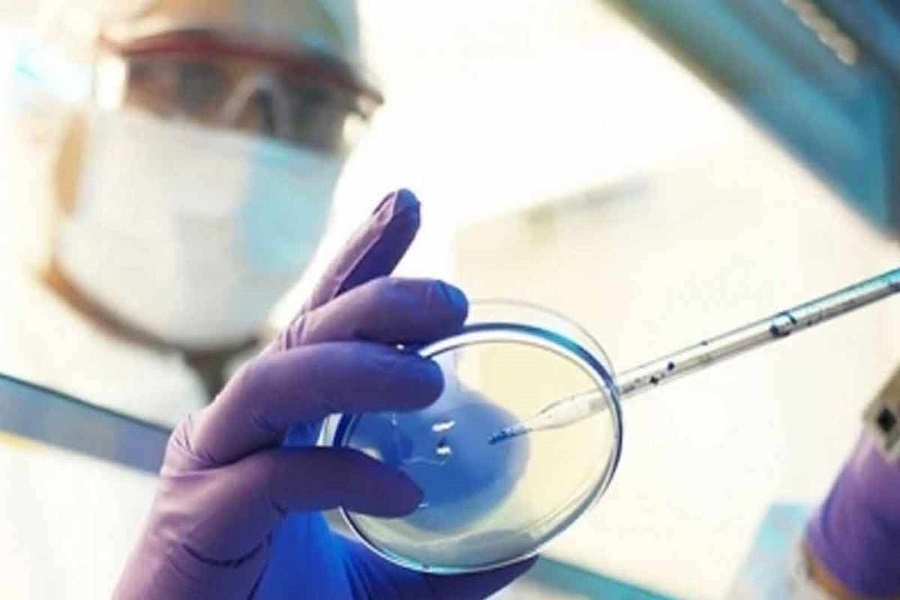 epidemiologu:-covid-po-perhapet-me-shpejtesi-ne-kine-pas-lehtesimit-te-masave