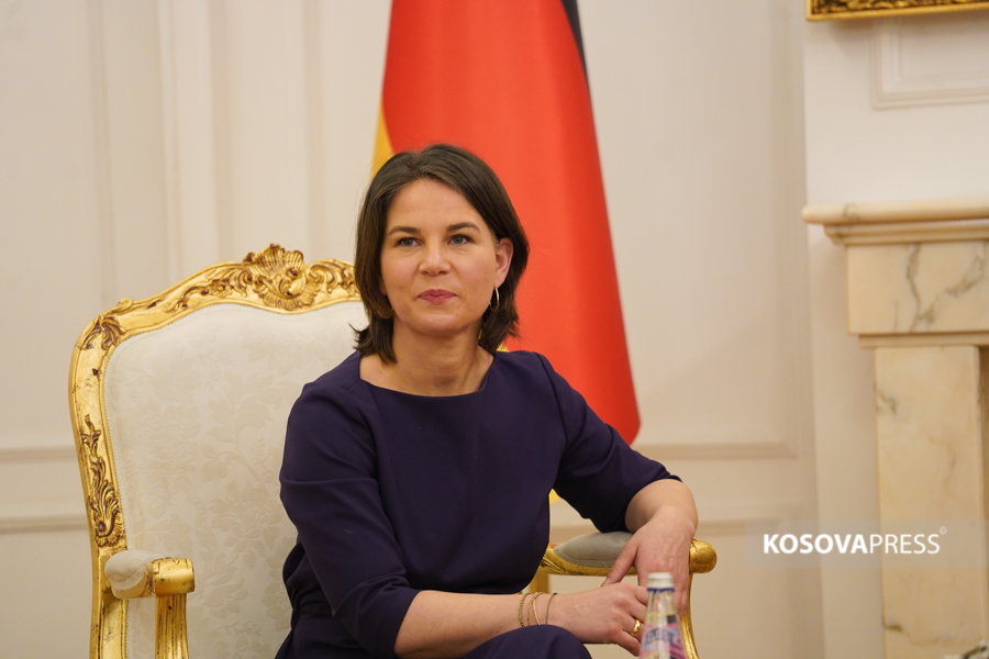 ​baerbock:-50-milione-euro-te-tjera-ndihme-per-ukrainen