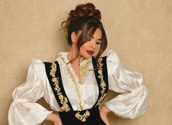 beatrix-ramosaj-shfaqet-ne-veshje-tradicionale,-a-po-pergaditet-per-martese?