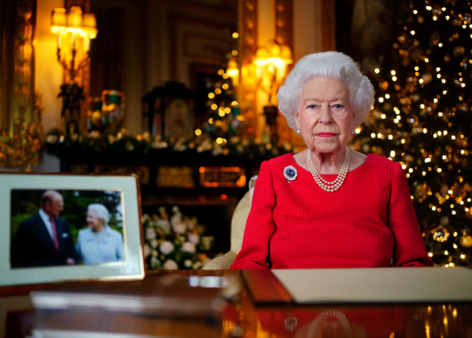 krishtlindjet-e-familjes-mbreterore-kete-vit-do-te-jene-te-veshtira-pa-mbretereshen-elizabeth