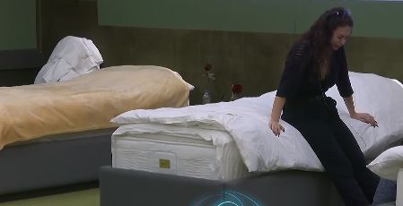 video|-pas-fjalosjes-me-getinjon,-vivien-shperthen-ne-lot