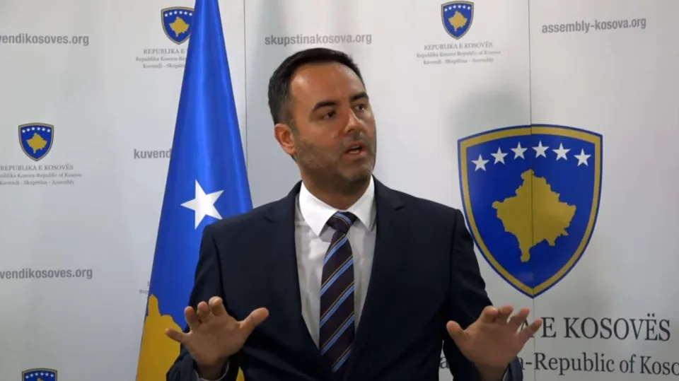 konjufca:-administratat-biden-dhe-obama-e-kane-vendosur-kosoven-ne-situate-te-disfavorshme-ndaj-serbise
