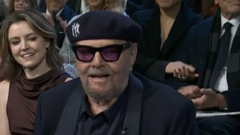 momente-te-rralla:-jack-nicholson-befason-fansat-duke-u-shfaqur-ne-publik-pas-gati-dy-vitesh