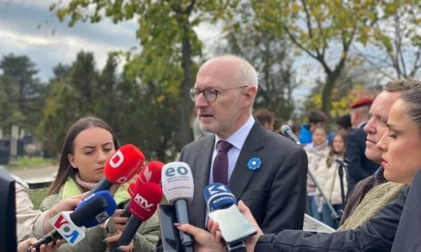 ambasada-e-frances:-veprimet-ne-veri-demtojne-perpjekjet-per-normalizim