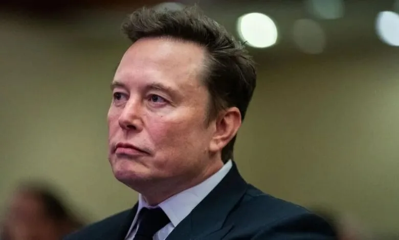 tesla-ia-sheh-sherrin-perfshirjes-se-muskut-ne-politike