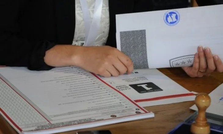 nis-numerimi-i-fletevotimeve-me-poste,-ai-i-votave-nga-perfaqesite-diplomatike-drejt-fundit