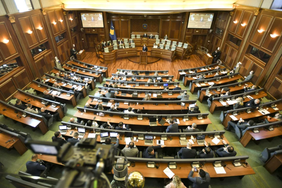 dokument|-kjo-eshte-ftesa-per-deputetet-per-seancen-e-neserme