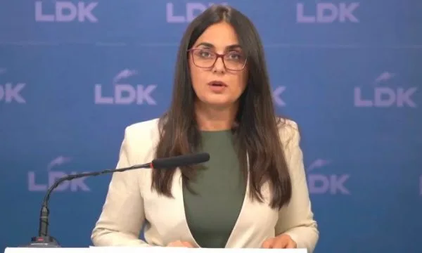 lushaku-sadriu-e-quan-pecin-“sherbetor”-te-vetevendosjes:-braktisi-ldk-ne-per-interesa-personale
