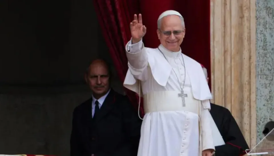 papa-leo-xiv-ben-thirrje-per-paqe-te-drejte-dhe-te-qendrueshme-ne-ukraine