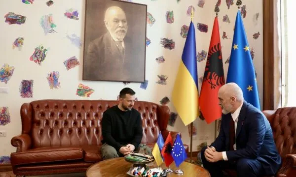 zelensky-uron-ramen:-pres-me-padurim-forcimin-e-metejshem-te-marredhenieve-miqesore