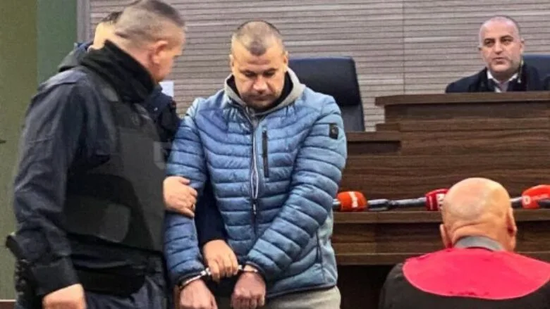 prokurori-thote-se-fotografite-qe-u-gjeten-ne-telefonin-e-pantiqit-vertetojne-se-kishte-rol-kyc-ne-“mbrojtjen-civile”