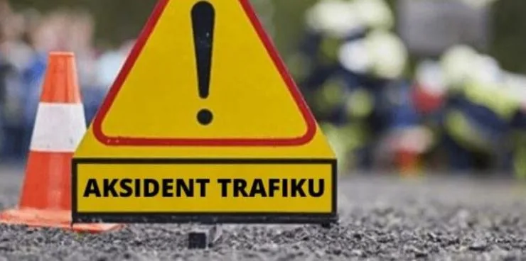 aksident-mes-motocikletes-dhe-vetures-ne-prizren,-nje-ne-gjendje-te-rende,-policia-jep-detajet