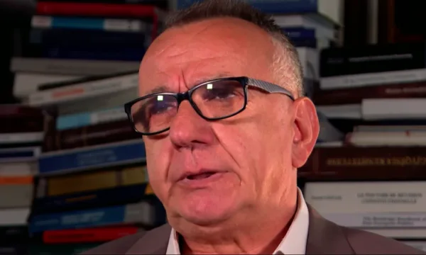 hasani:-shorti-per-nenkryetaret-nuk-mund-te-administrohet-arbitrarisht-nga-kryetari-i-kuvendit