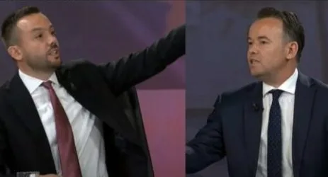 tahiri-i-pdk-se-e-beri-“per-pese-pare”-pecin-ne-debat,-ia-“shkaterroi”-argumentet-me-fakte