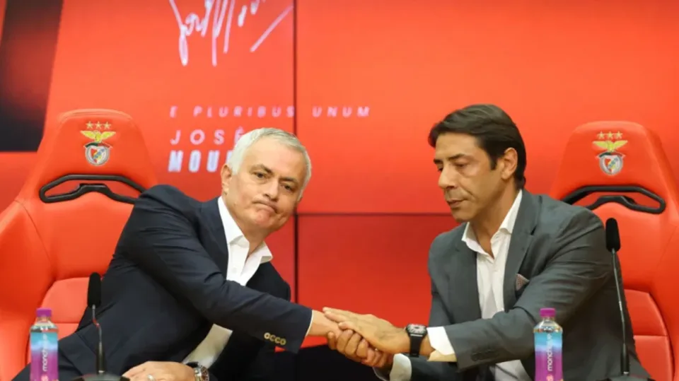 “nuk-jam-te-benfica-falas,-por-po-humbas-para”-–-mourinho-vjen-me-deklarate-befasuese