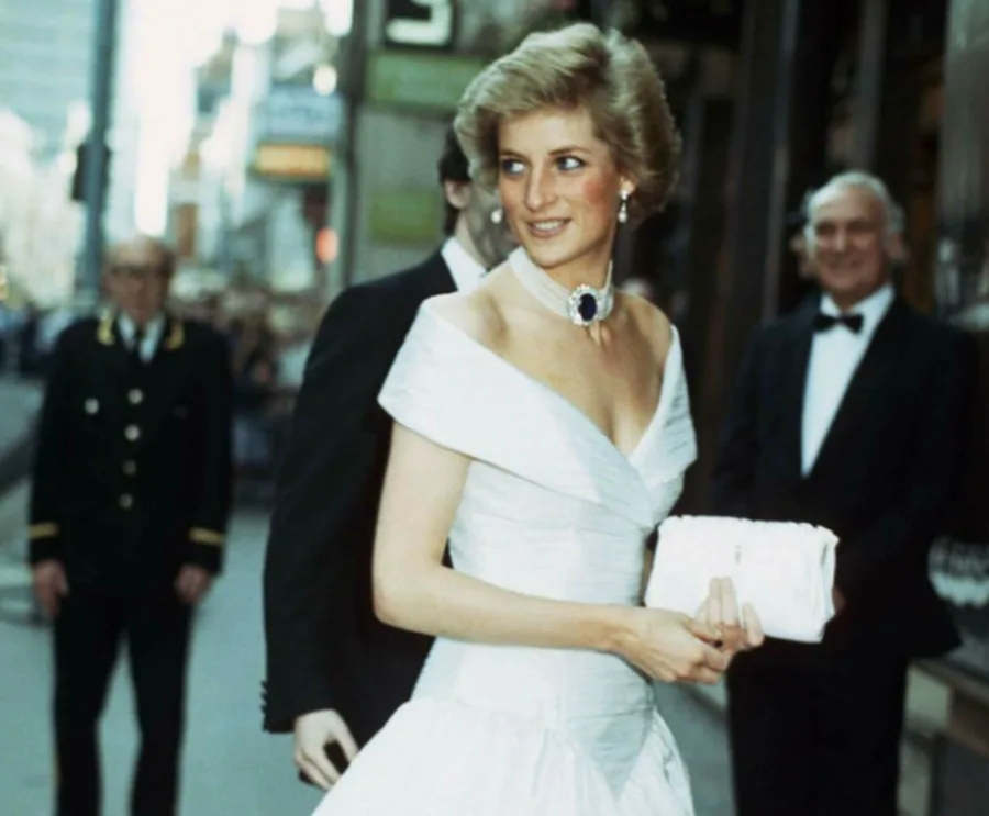 2-parfumet-qe-princeshe-diana-i-kishte-gjithmone-me-vete