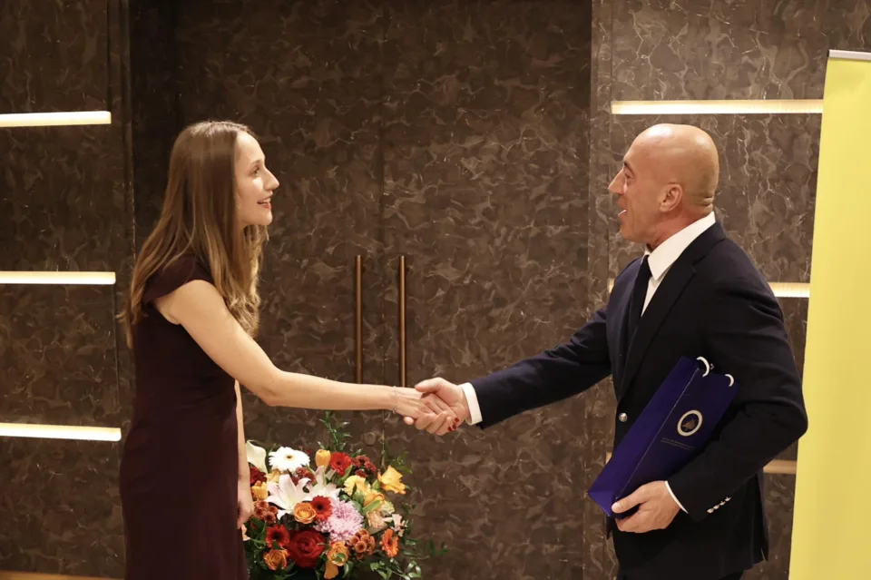 haradinaj-uron-austrine-per-diten-kombetare:-ka-qene-mike-e-fuqishme-e-kosoves