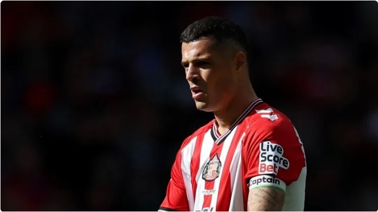 te-sunderland-te-mahnitur-nga-granit-xhaka,-flet-trajneri:-eshte-shembull,-gjithnje-beson-se-mund-te-fitojme