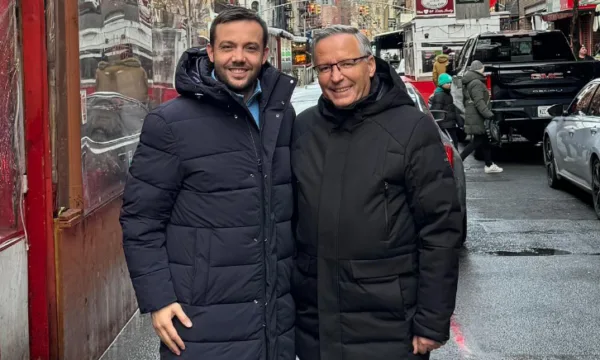 arian-tahiri-mbeshtet-bedri-hamzen-per-kryetar-te-pdk-se:-ka-hapur-rruge-per-gjeneraten-e-re