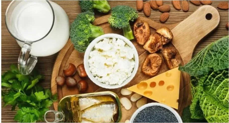 pas-te-40-ave-po-i-prish-vete-hormonet-pa-e-ditur:-ja-ushqimet-me-te-rrezikshme-ne-pjaten-tuaj!