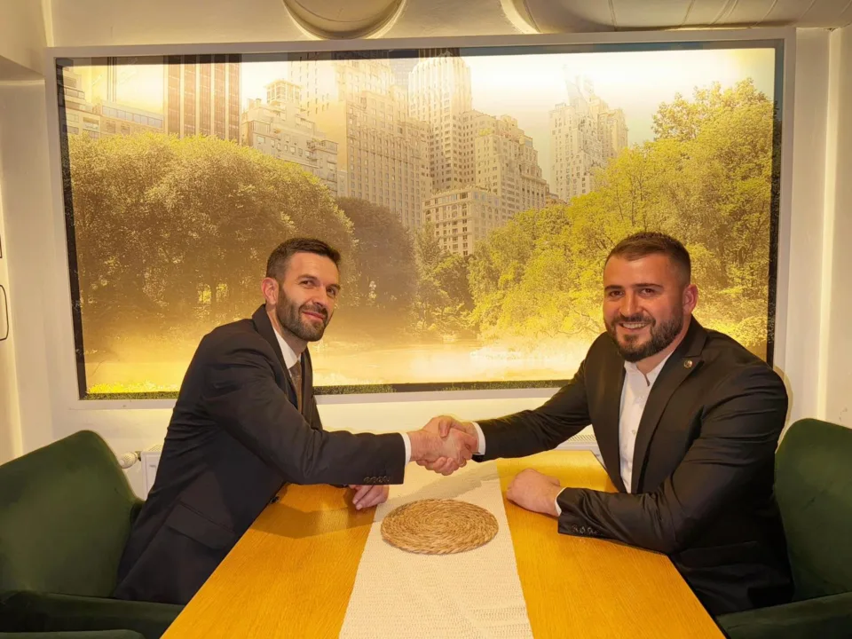 lushtaku:-ky-koalicion-eshte-me-shume-se-marreveshje-politike:-eshte-bashkim-vlerash,-pergjegjesie-dhe-dinjiteti