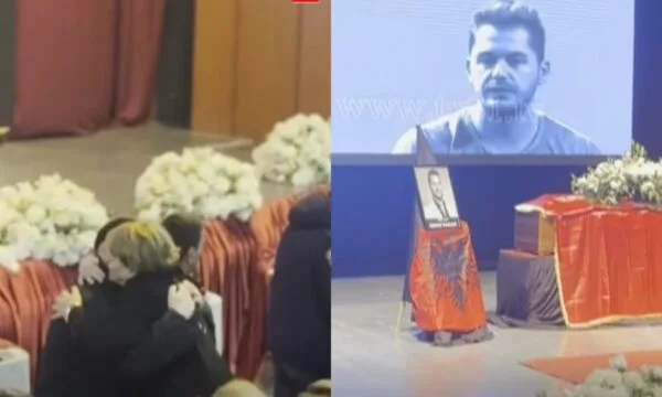 varrimi-i-shpat-kasapit,-nena-e-kengetarit-ngushellohet-nga-vizitore-ne-pallatin-e-kultures-ne-tetove