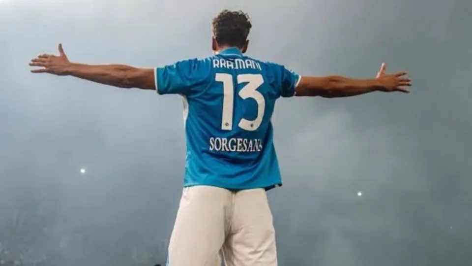 amir-rrahmani,-muri-i-papershkueshem-i-napolit-–-por-qe-vleresohet-me-pak-se-sa-duhet-nga-mediat-italiane