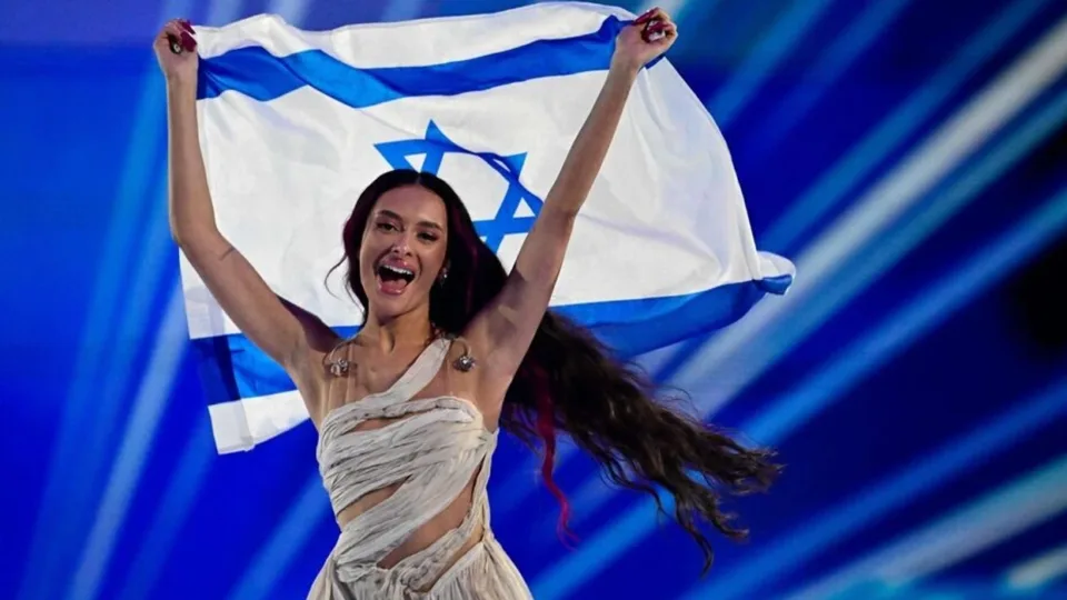 ebu-merr-vendimin:-izraeli-mbetet-ne-eurovision-–-ne-shenje-revolte-terhiqen-spanja,-holanda-dhe-irlanda